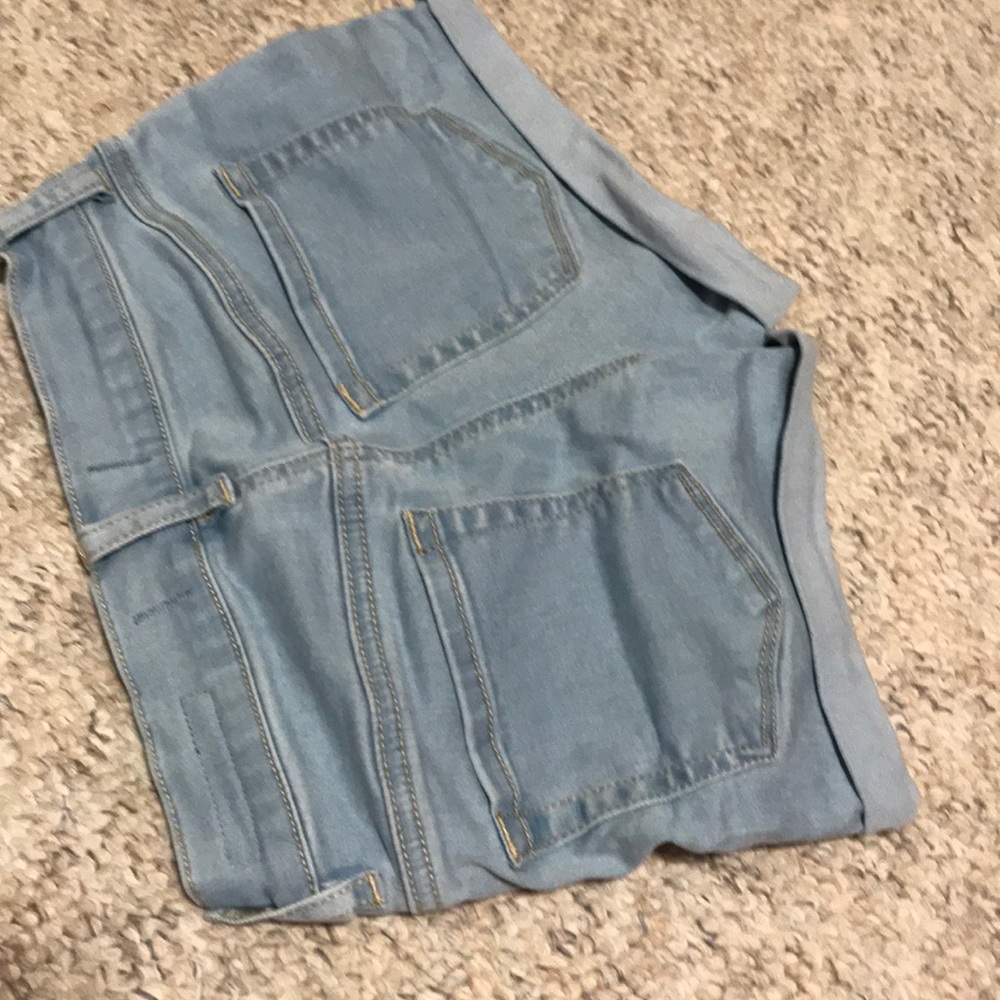 Shorts (06) - Picture 4 of 4